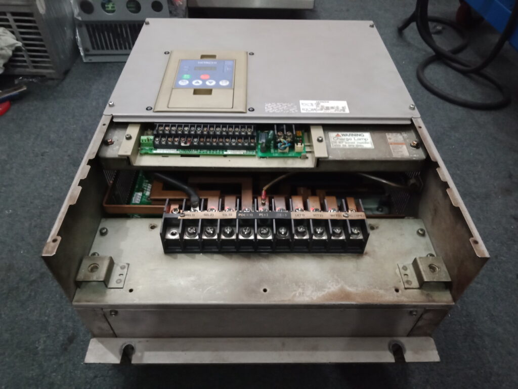 Image #3 of Repair HITACHI SJ300-370HF HITACHI SJ300 INVERTER (37KW) in Malaysia, Singapore, Thailand, Indonesia
