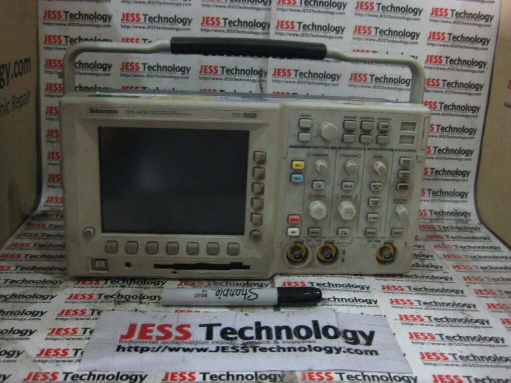 Image #2 of Repair TEKTRONIX TDS3032 DIGITAL PHOSPHOR OSCILLOSCOPE 300MHZ in Malaysia, Singapore, Thailand, Indonesia