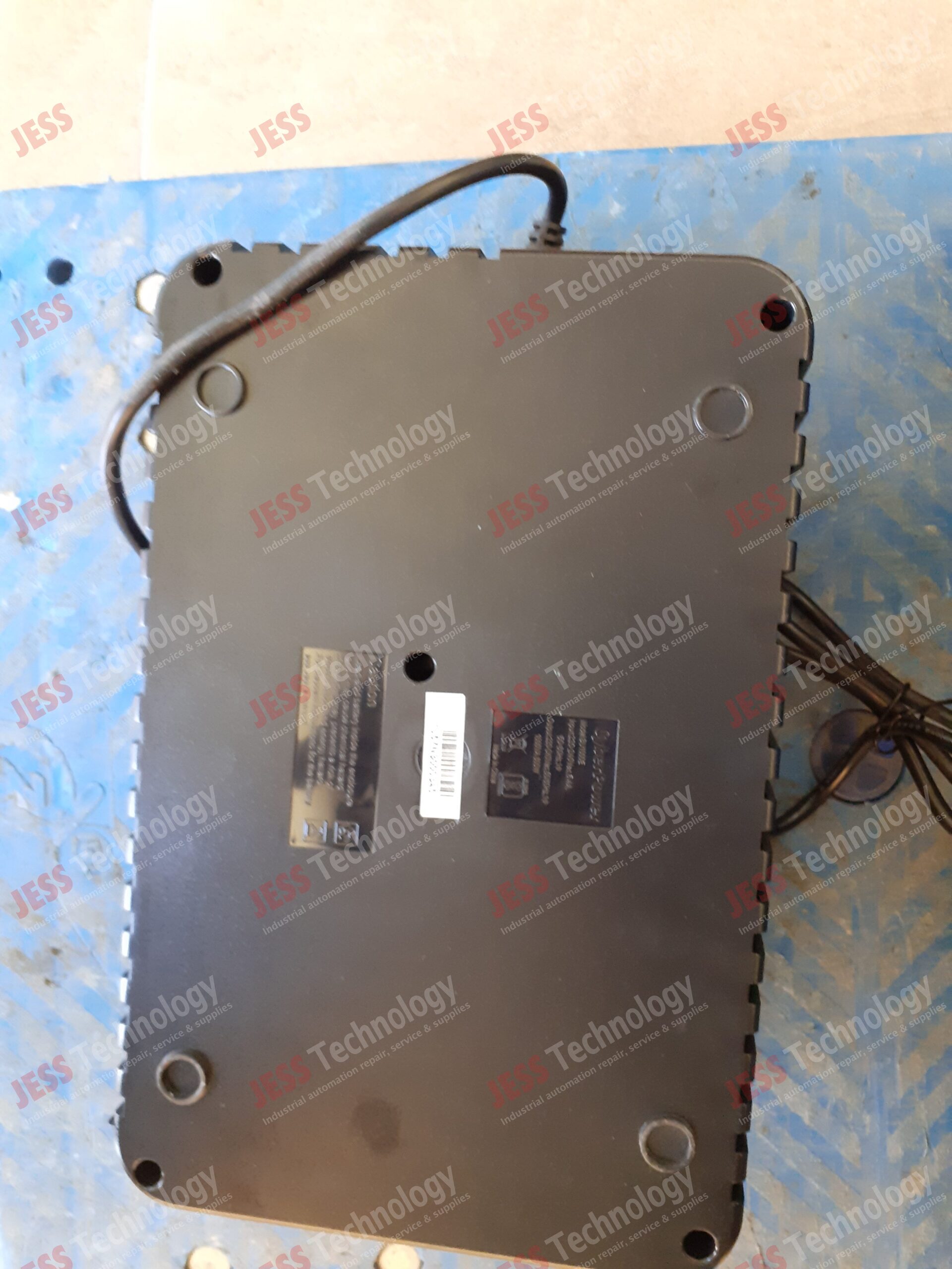 Cyberpower bu1000e аккумулятор